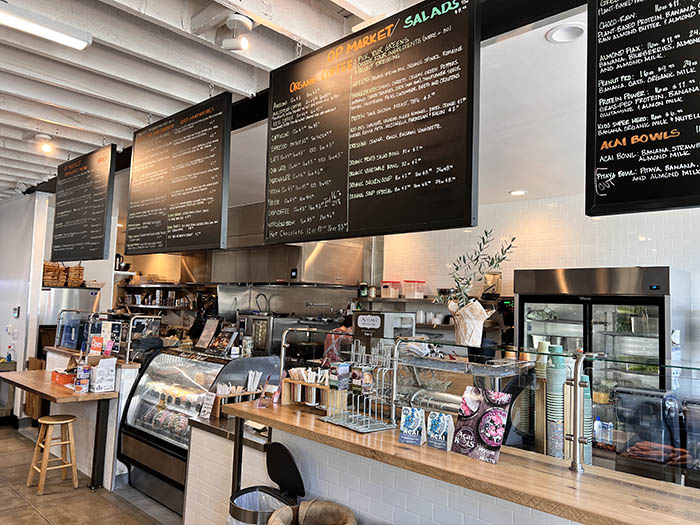 united-kitchens-and-lounge