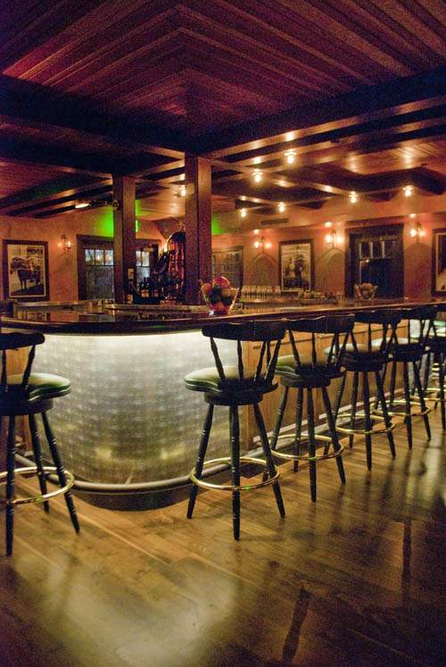 sadie-kitchen-lounge