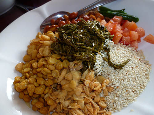 daw-yee-myanmar-cafe-dine-review