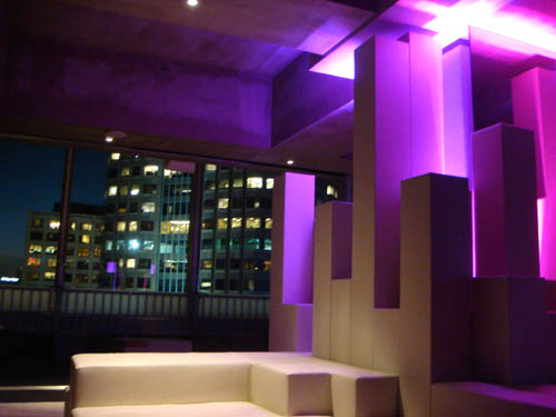 elevate-lounge-debuts
