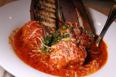 madera-kitchen-hollywood