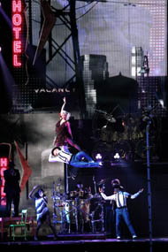 cirque-du-soleil's-michael-jacksone-tour