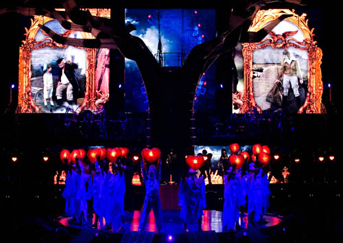 cirque-du-soleil's-michael-jacksone-tour