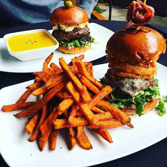 the-raymond-1886-lunch