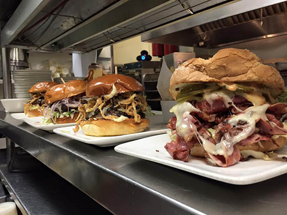 truxtons-american-bistro